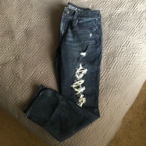 AE Crop jeans